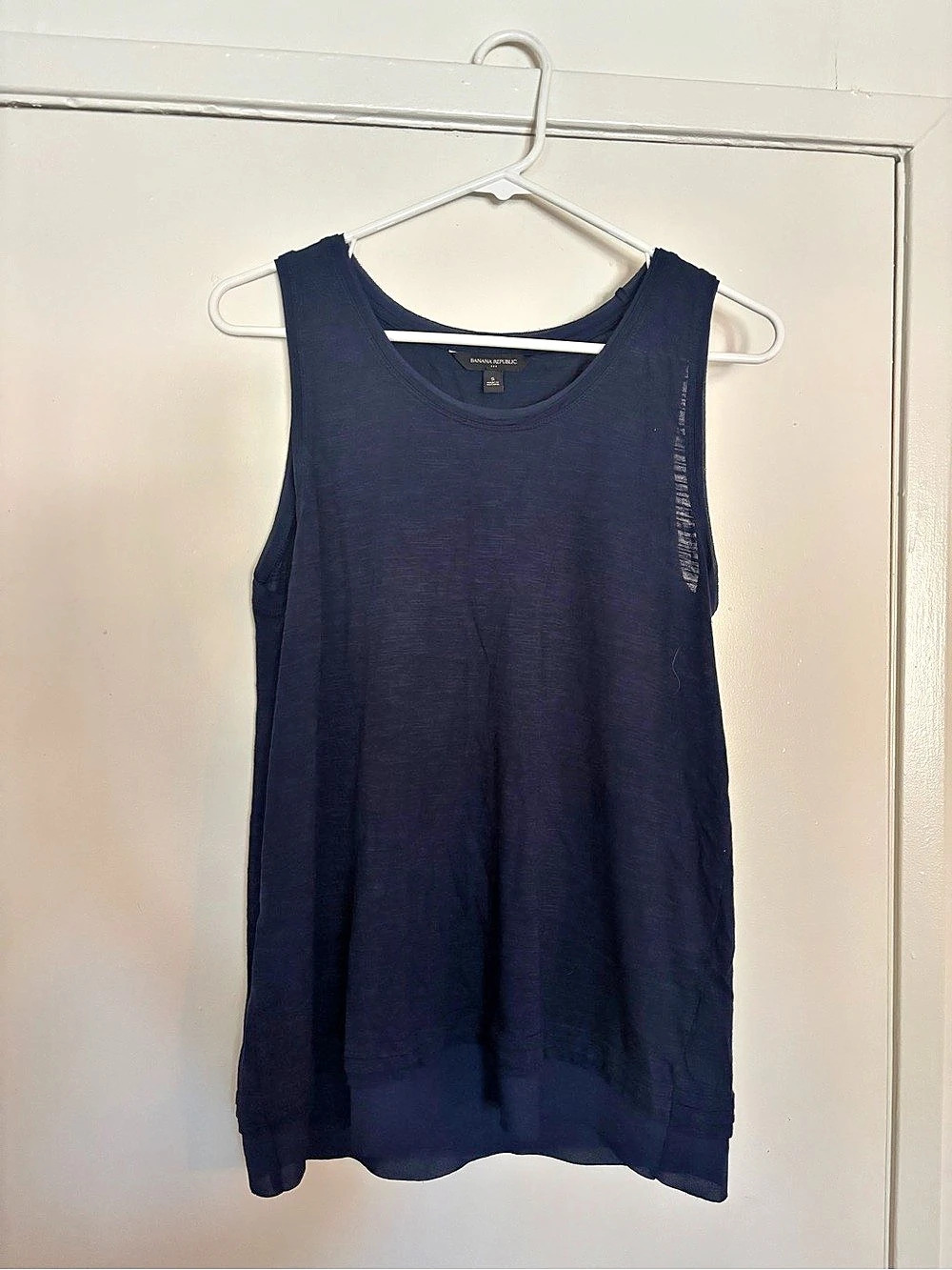 Banana Republic Sleeveless Tank Top in Blue Size Small Like New